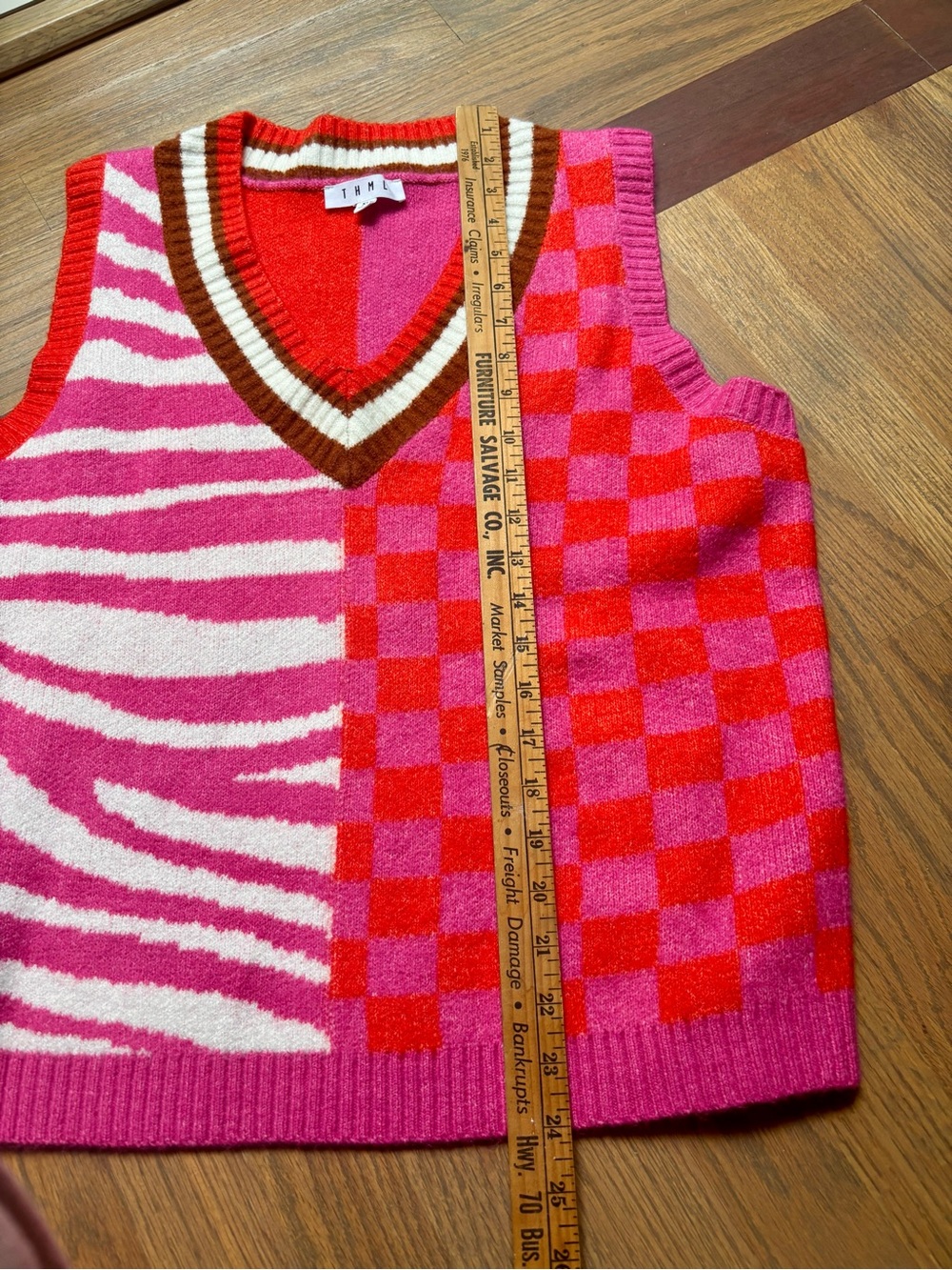 THML Colorblock Sweater Vest XL | Pink Zebra & Checkerboard V-Neck Knit - Picture 8 of 9